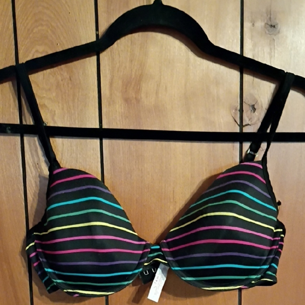 PINK Victoria's Secret Pink and Black Demi Bra